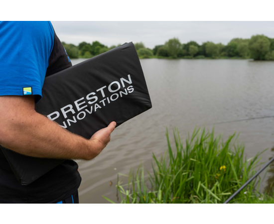 Preston Fold Away Unhooking Mat   P0130131